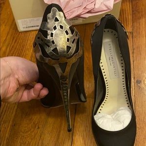 Stella McCartney black satin pumps. NIB w dust bag